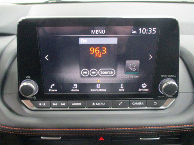 Photo of 2025 Super Black Nissan Rogue