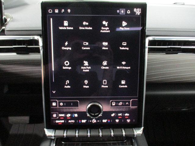 Photo of 2025 Onyx Black GMC Sierra EV