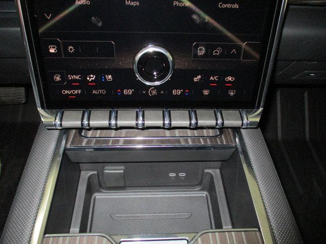 Photo of 2025 Onyx Black GMC Sierra EV