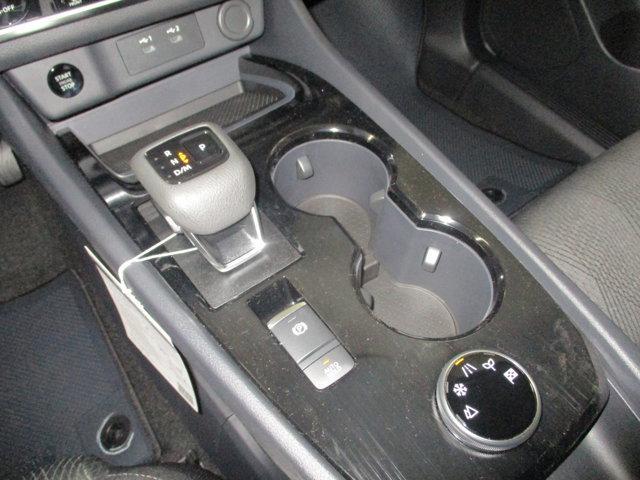 Photo of 2025 Everest White Pearl Nissan Rogue
