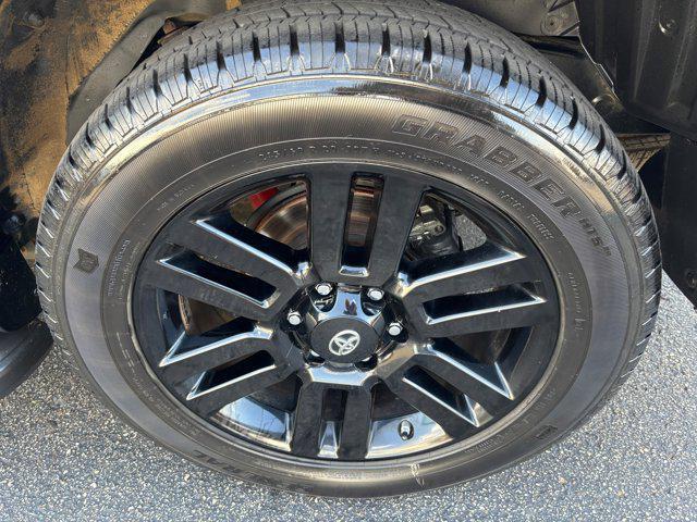 Photo of 2019 Magnetic Gray Toyota 4Runner