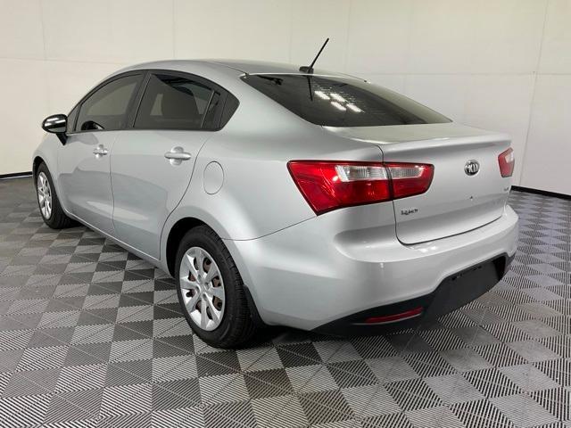 Photo of 2014 Bright Silver Kia Rio