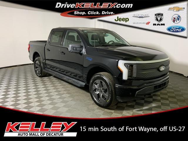 Photo of 2025 Black Metallic Ford F-150 Lightning