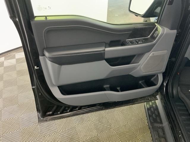 Photo of 2025 Black Metallic Ford F-150 Lightning