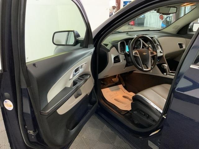Photo of 2015 Blue Velvet Metallic Chevrolet Equinox