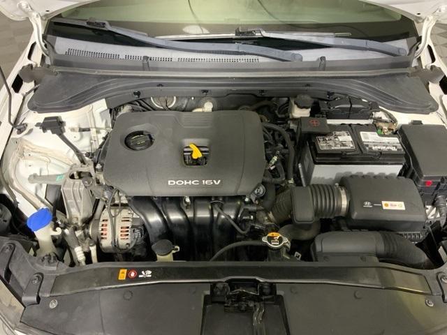 Photo of 2017 Quartz White Pearl Hyundai ELANTRA
