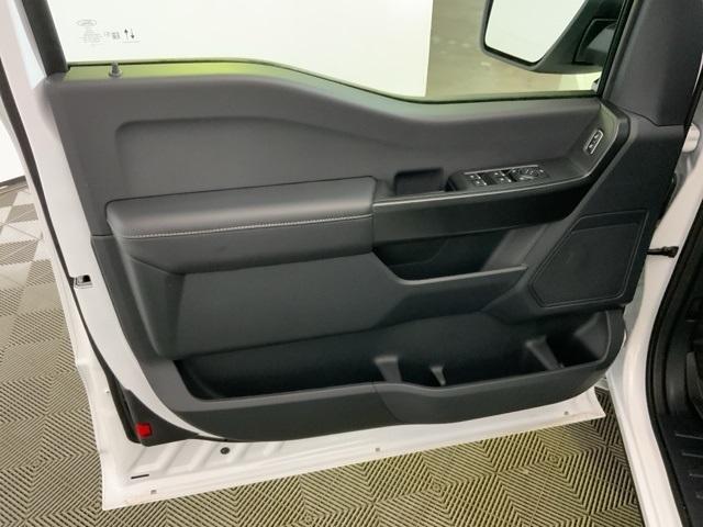 Photo of 2025 Oxford White Ford F-150