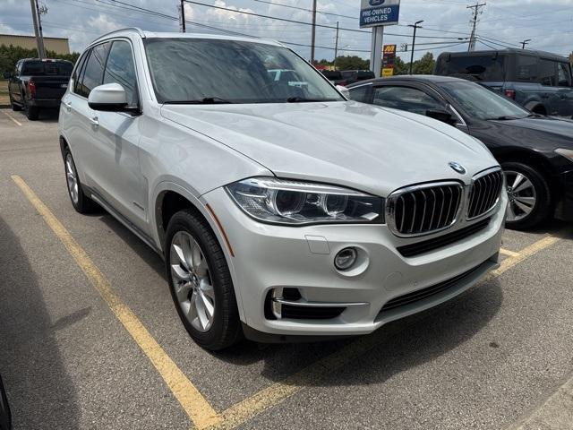 Photo of 2014 Mineral White Metallic BMW X5