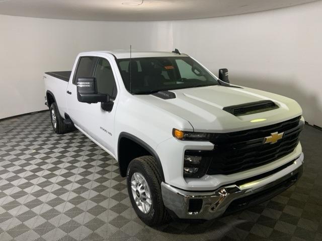 Photo of 2025 Summit White Chevrolet Silverado 2500