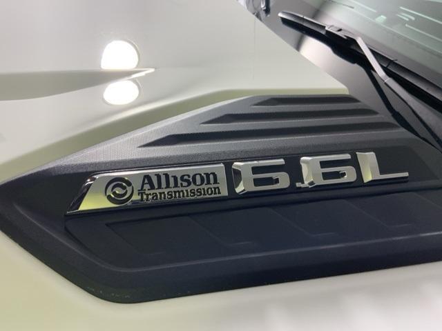 Photo of 2025 Summit White Chevrolet Silverado 2500