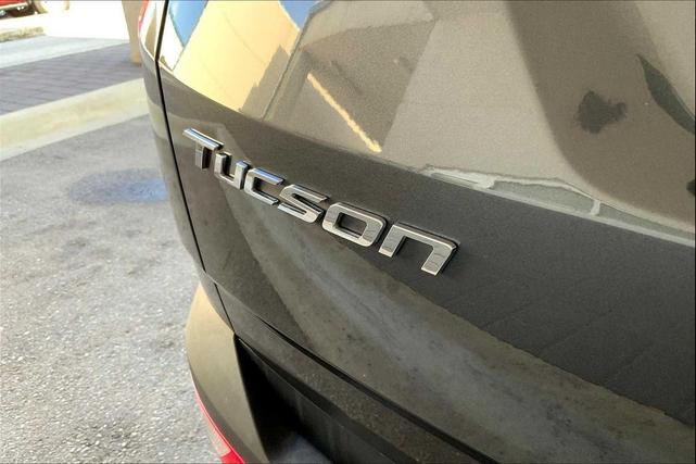 Photo of 2022 Portofino Gray Hyundai TUCSON