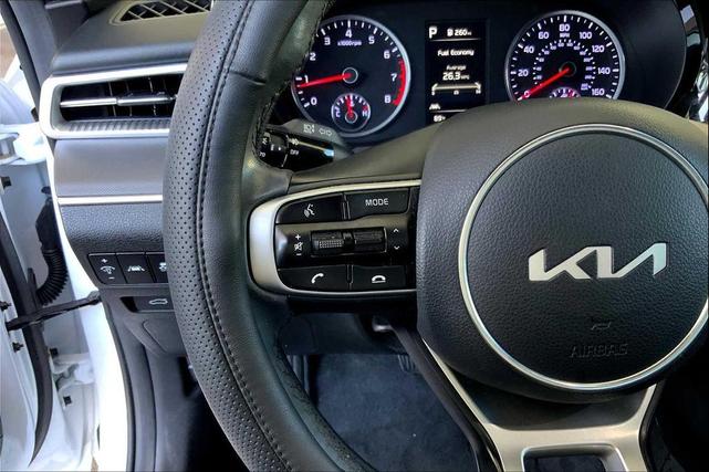 Photo of 2023 Glacial White Pearl Kia K5