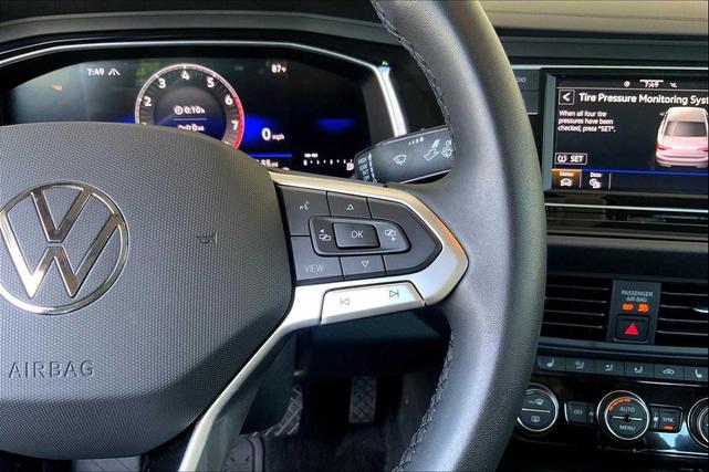 Photo of 2024 Platinum Gray Metallic Volkswagen Jetta