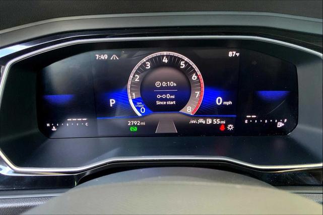 Photo of 2024 Platinum Gray Metallic Volkswagen Jetta