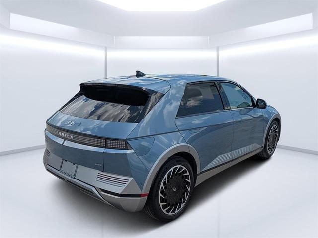 Photo of 2022 Lucid Blue Hyundai IONIQ 5