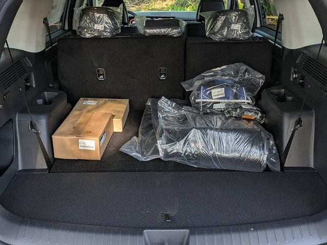 Photo of 2026 Ecotronic Gray Hyundai SANTA FE
