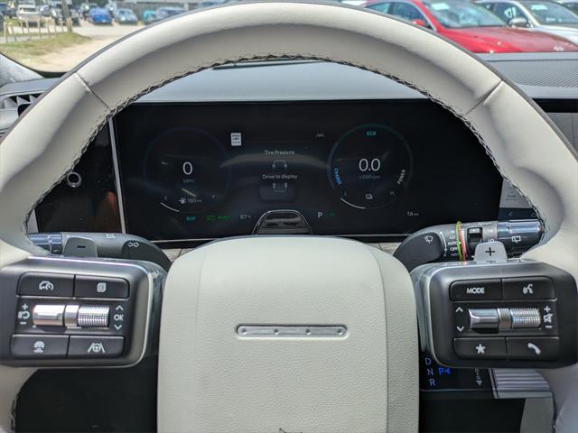 Photo of 2025 Ecotronic Gray Hyundai SANTA FE HEV