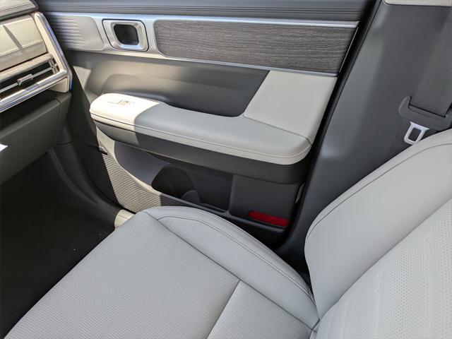 Photo of 2025 Ecotronic Gray Hyundai SANTA FE HEV
