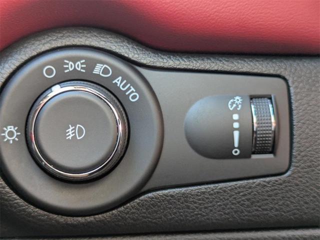 Photo of 2021 Granite Clearcoat Dodge Durango