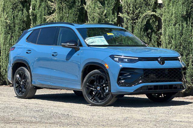 Photo of 2025 Monterey Blue Volkswagen Tiguan