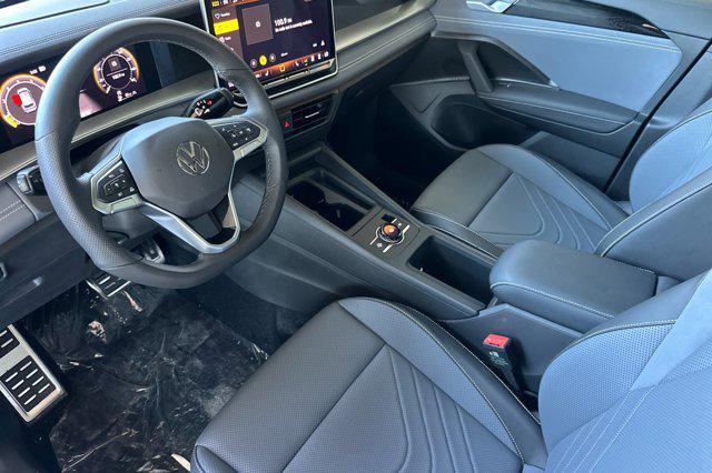 Photo of 2025 Monterey Blue Volkswagen Tiguan