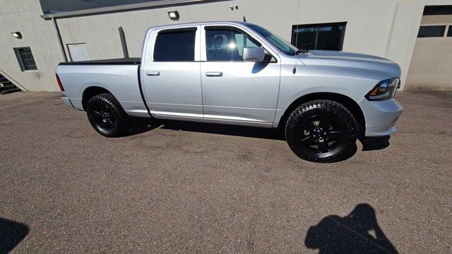 Photo of 2017 Bright Silver Clearcoat Metallic RAM 1500