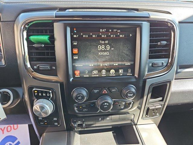 Photo of 2017 Bright Silver Clearcoat Metallic RAM 1500