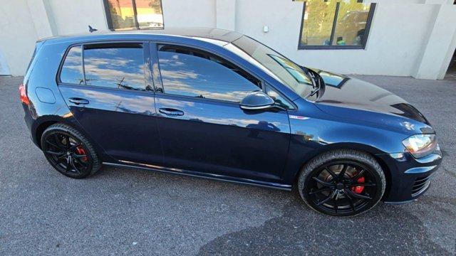 Photo of 2017 Night Blue Metallic Volkswagen Golf GTI
