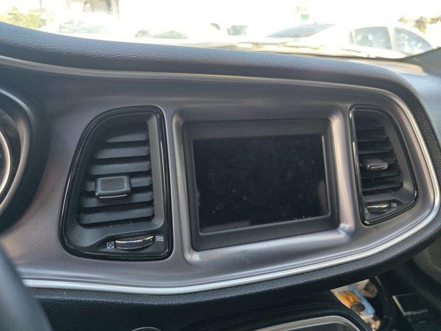 Photo of 2019 White Knuckle Clearcoat Dodge Challenger