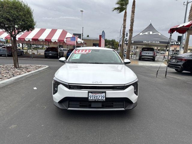 Photo of 2025 Snow White Pearl Kia K4