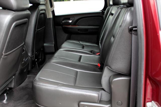 Photo of 2013 SONOMA RED GMC Sierra 2500