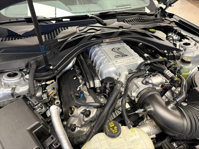 Photo of 2022 Iconic Silver Metallic Ford Shelby GT500