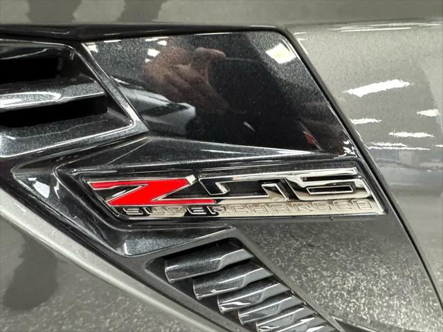 Photo of 2015 Shark Gray Metallic Chevrolet Corvette