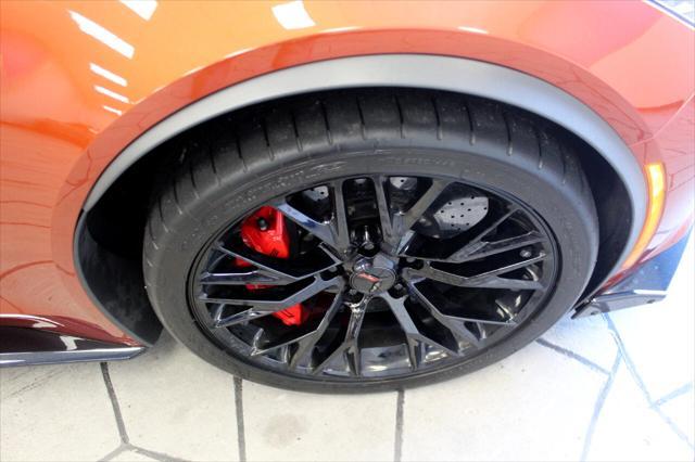 Photo of 2016 Daytona Sunrise Orange Metallic Chevrolet Corvette