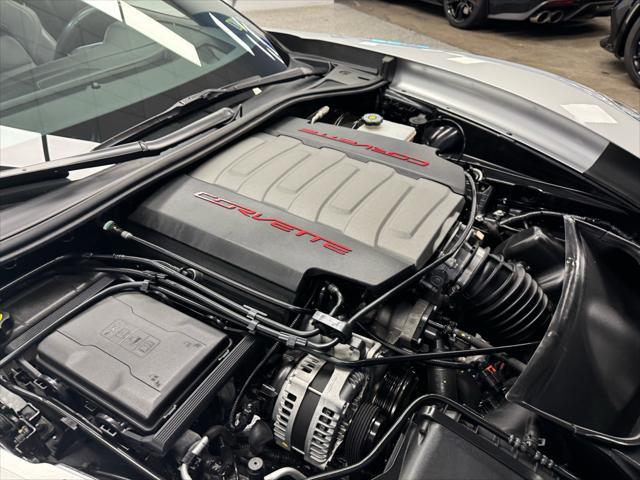 Photo of 2017 BLADE SILVER Chevrolet Corvette