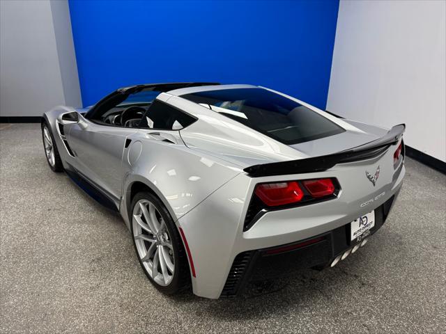 Photo of 2017 BLADE SILVER Chevrolet Corvette