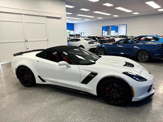 Photo of 2017 Arctic White Chevrolet Corvette