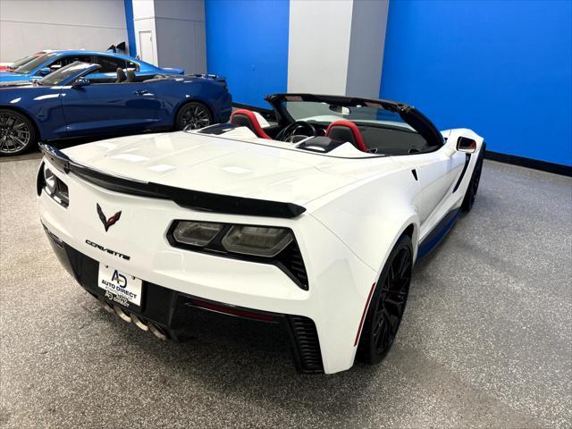 Photo of 2017 Arctic White Chevrolet Corvette