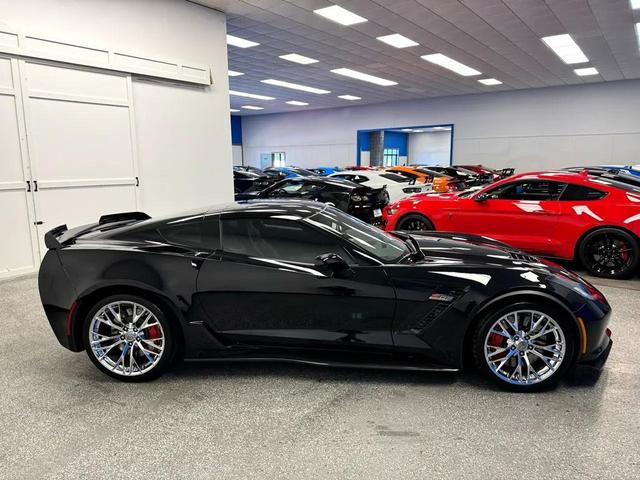 Photo of 2017 Black Chevrolet Corvette