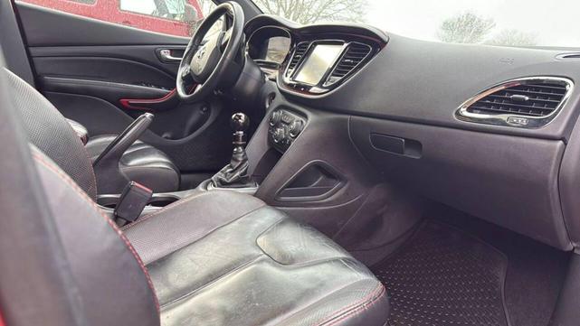 Photo of 2014 Redline 2 Coat Pearl Dodge Dart