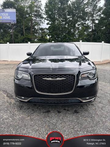 2016 Chrysler 300
