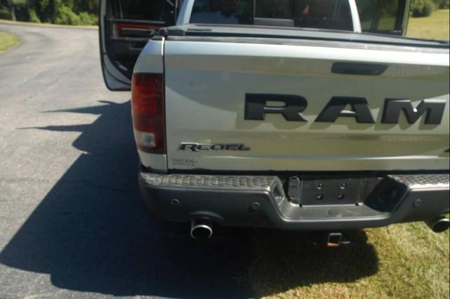 Photo of 2016 Bright Silver Metallic Clearcoat RAM 1500