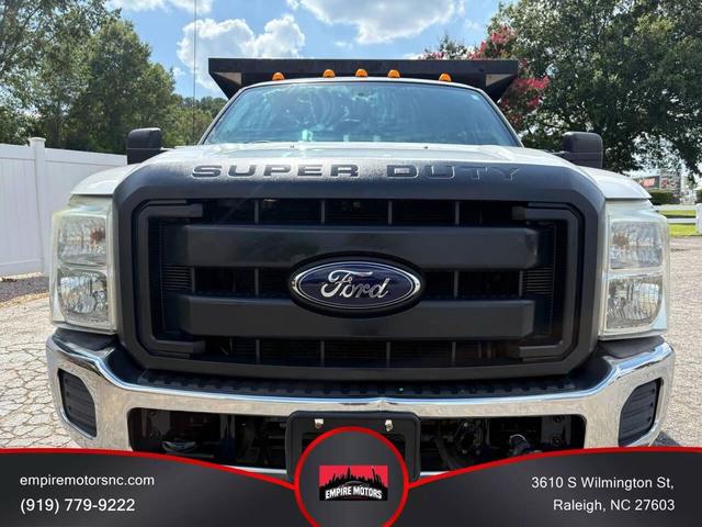 Photo of 2012 Oxford White Ford F-350