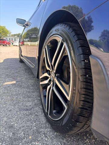 Photo of 2017 Obsidian Blue Pearl Honda Accord