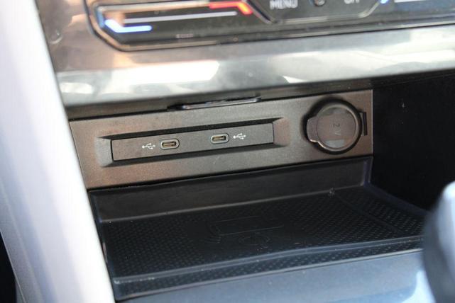 Photo of 2024 Atlantic Blue Volkswagen Tiguan