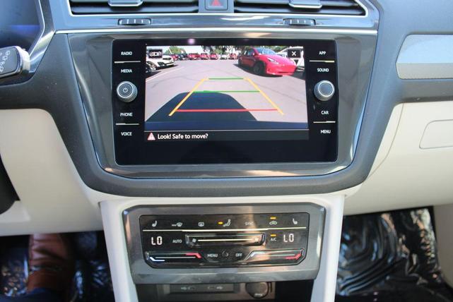 Photo of 2024 Atlantic Blue Volkswagen Tiguan