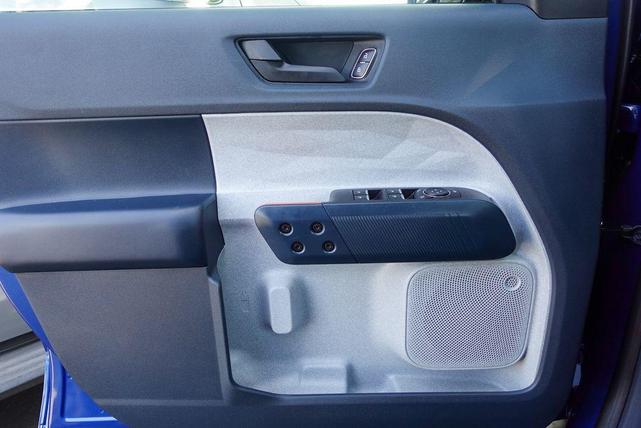 Photo of 2024 Atlas Blue Metallic Ford Maverick