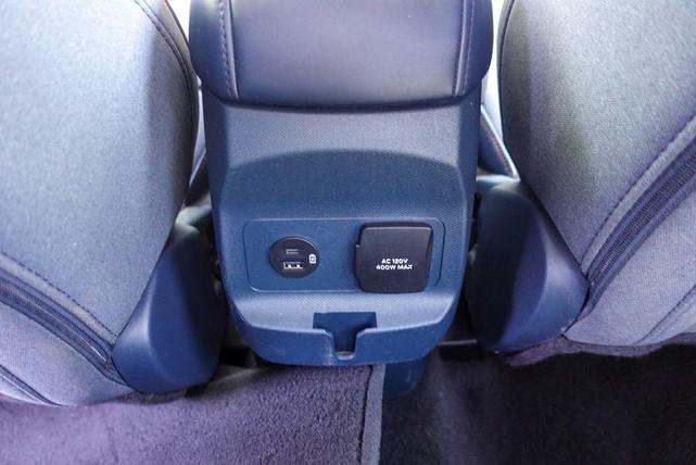 Photo of 2024 Atlas Blue Metallic Ford Maverick