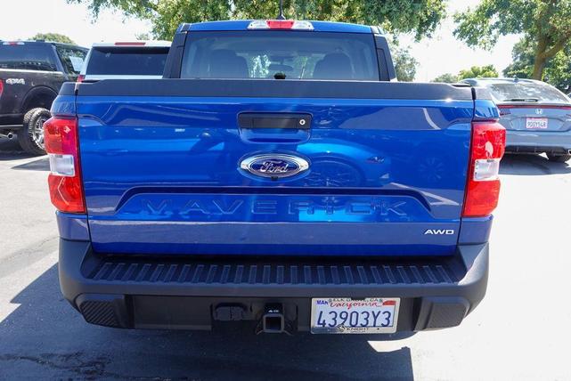 Photo of 2024 Atlas Blue Metallic Ford Maverick