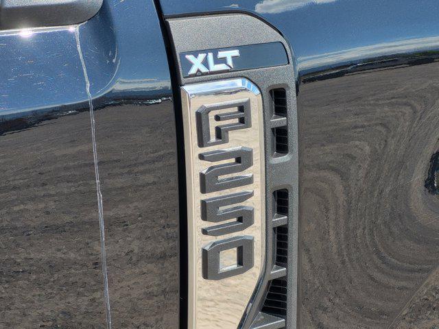 Photo of 2023 Black Metallic Ford F-250